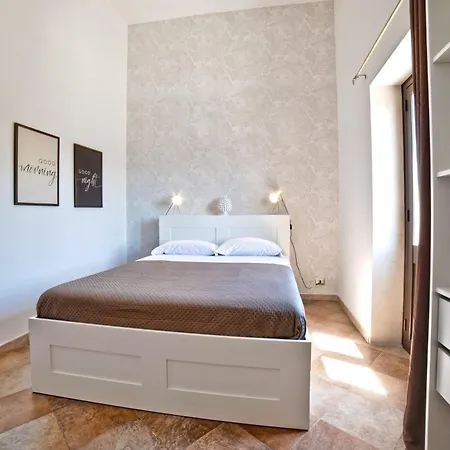 Apartment Vista Mare 16 Syrakus