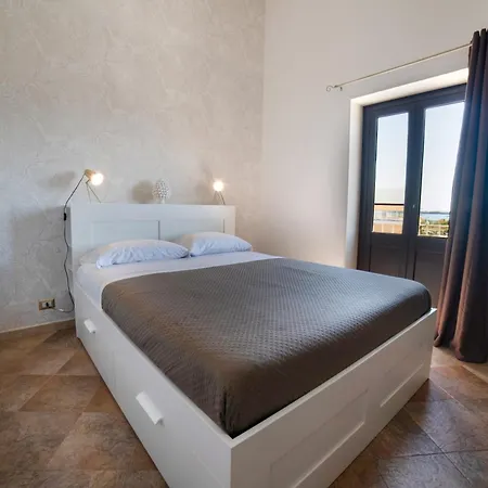 Apartment Vista Mare 16 Syrakus